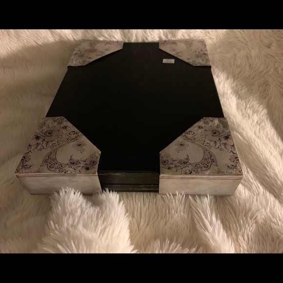 SHADOW BOX~Distressed Wood~12 x 10~BRAND NEW~black, white, gray~gift~decoration - Picture 5 of 6